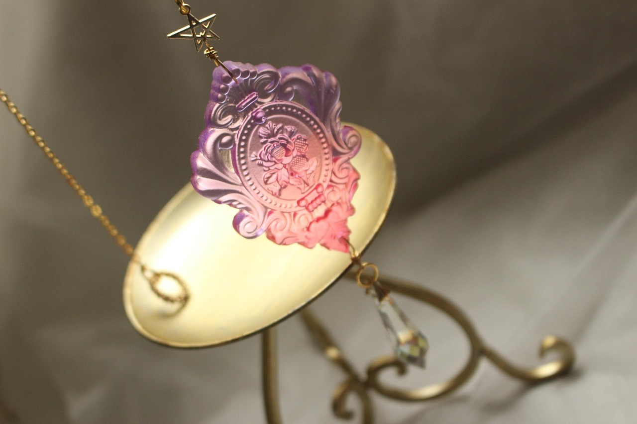 luxury, classic, glitter, chic, reviews