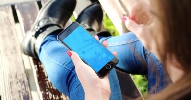 iphone, hand, girl, smartphone, mobile phone, cell phone, phone, screen, style, touchscreen, communication, device, technology, iphone 6, apple, iphone, iphone, iphone, smartphone, smartphone, smartphone, mobile phone, mobile phone, cell phone, cell phone, phone, phone, phone, phone, phone