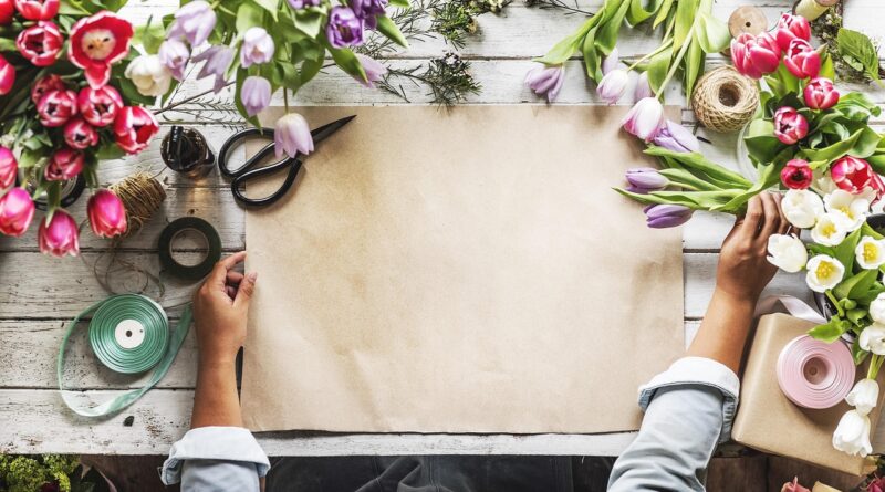 copy, craft, florist, floral, paper, nature, hands, empty, flowers, blank, flower background, creative, decoration, art, romantic, present, flower wallpaper, arrangement, beautiful flowers, wallpaper for girls