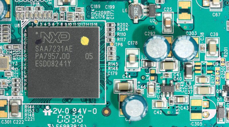 cpu, technology, computer, semiconductor, data, pcb, capacitor, resistor, circuit, electronics, card, component, condenser, transistor, resistance, connection, chip, silicon, semiconductor, semiconductor, pcb, pcb, pcb, pcb, pcb