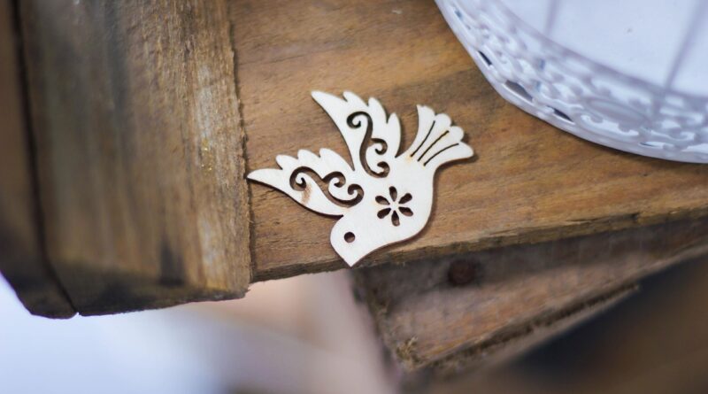 art, decoration, decoration bird, macro, stencil, table, wood, wooden, brown table, stencil, stencil, stencil, stencil, stencil, table