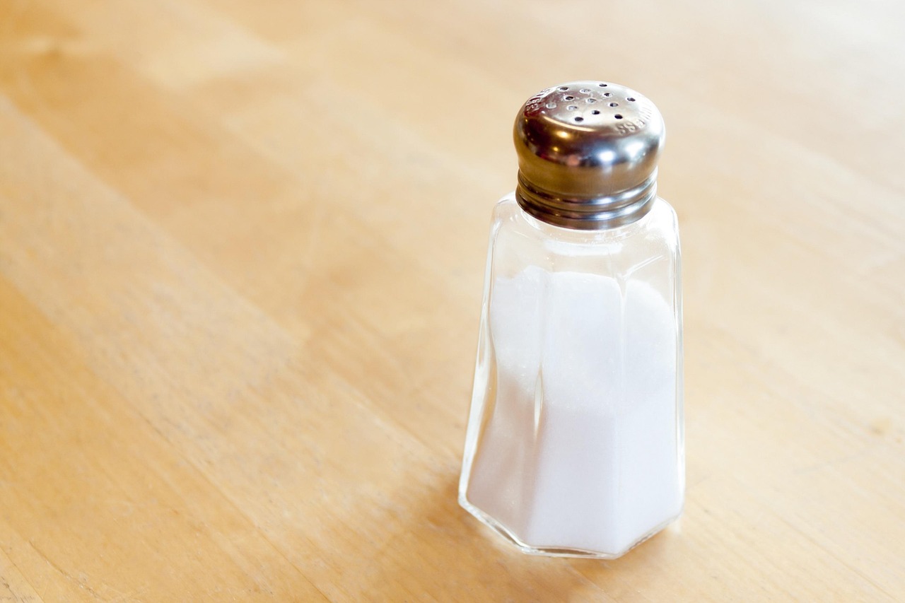 salt, salt shaker, spices, kitchen, spice, component, nutrition, cook, eat, food, salt, salt, salt, salt, salt, salt shaker, salt shaker, salt shaker, salt shaker