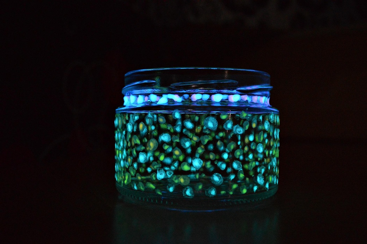 creative, diy, idea, recycling, jar, glowing paint, paint, is lit, black, glass, decoration, diy, diy, diy, diy, diy, recycling, glowing paint