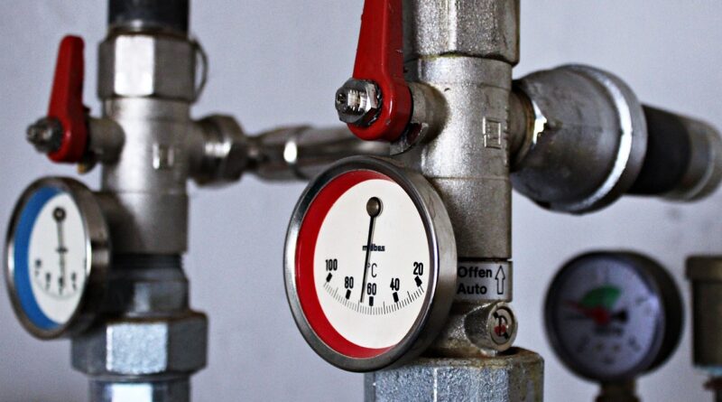 heating, thermostat, temperature display, heating pipes, valves, pressure indicator, heating, heating, heating, heating, heating, thermostat, thermostat