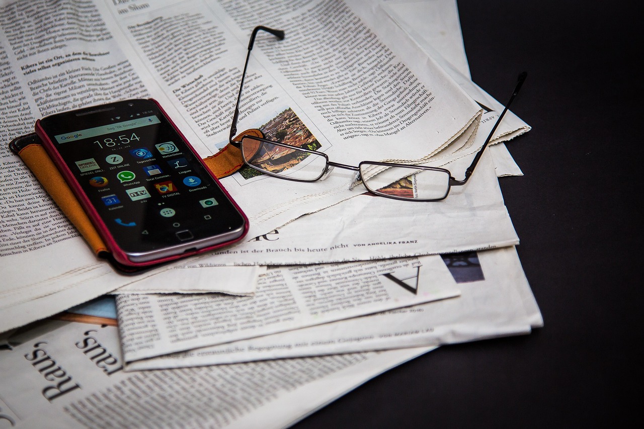 newspaper, read, information, news, inform, reports, newsprint, article, glasses, smartphone, mobile, electronic mail, magazine, insight, currently, newspaper, newspaper, newspaper, newspaper, newspaper, article, article, article
