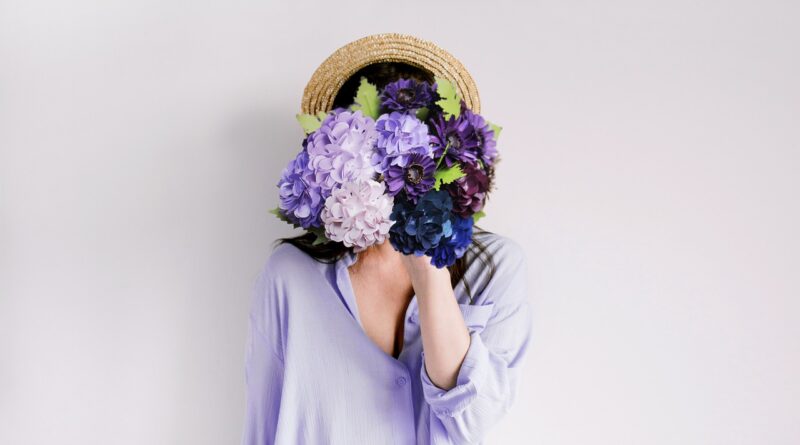 hydrangea, paper, beautiful flowers, flowers, purple, romantic, paper flowers, craft, crafting, women, holding, young, free wallpaper, wallpaper hd, desktop backgrounds, 4k wallpaper 1920x1080, woman, windows wallpaper, lifestyle, 4k wallpaper, nature, handmade, bouquet, paper flower, wallpaper 4k, hd wallpaper, do it your self, background, handmade paper, laptop wallpaper, art paper, crafter, girl, free background, cool backgrounds, style, beautiful wallpaper, flower background, full hd wallpaper, florist, paper florist, mac wallpaper, flower wallpaper