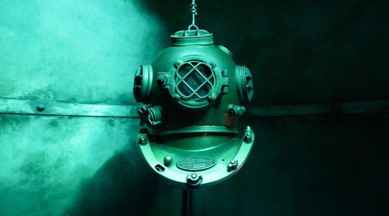 dive, old, under water, underwater, diving suit, helmet, under water, underwater, underwater, underwater, underwater, underwater