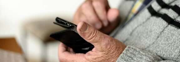 mobile, smartphone, old human, seniors, communication, phone, technology, hand, contact, modern, digital, old people's home, internet