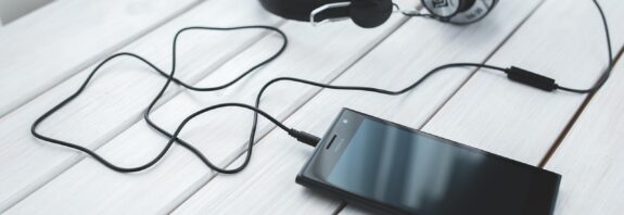smartphone, mobile, cell phone, music, listening, headphones, earphones, technology, nokia, lumia, lumia 735, cell phone, cell phone, listening, listening, listening, listening, listening, headphones, headphones, headphones, headphones, earphones, nokia, nokia