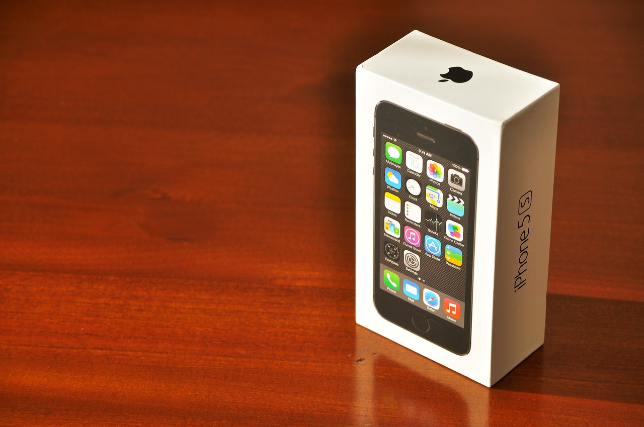 iphone, smartphone, phone, mobile phone, technology, touch screen, mobile, cash register, box, packaging